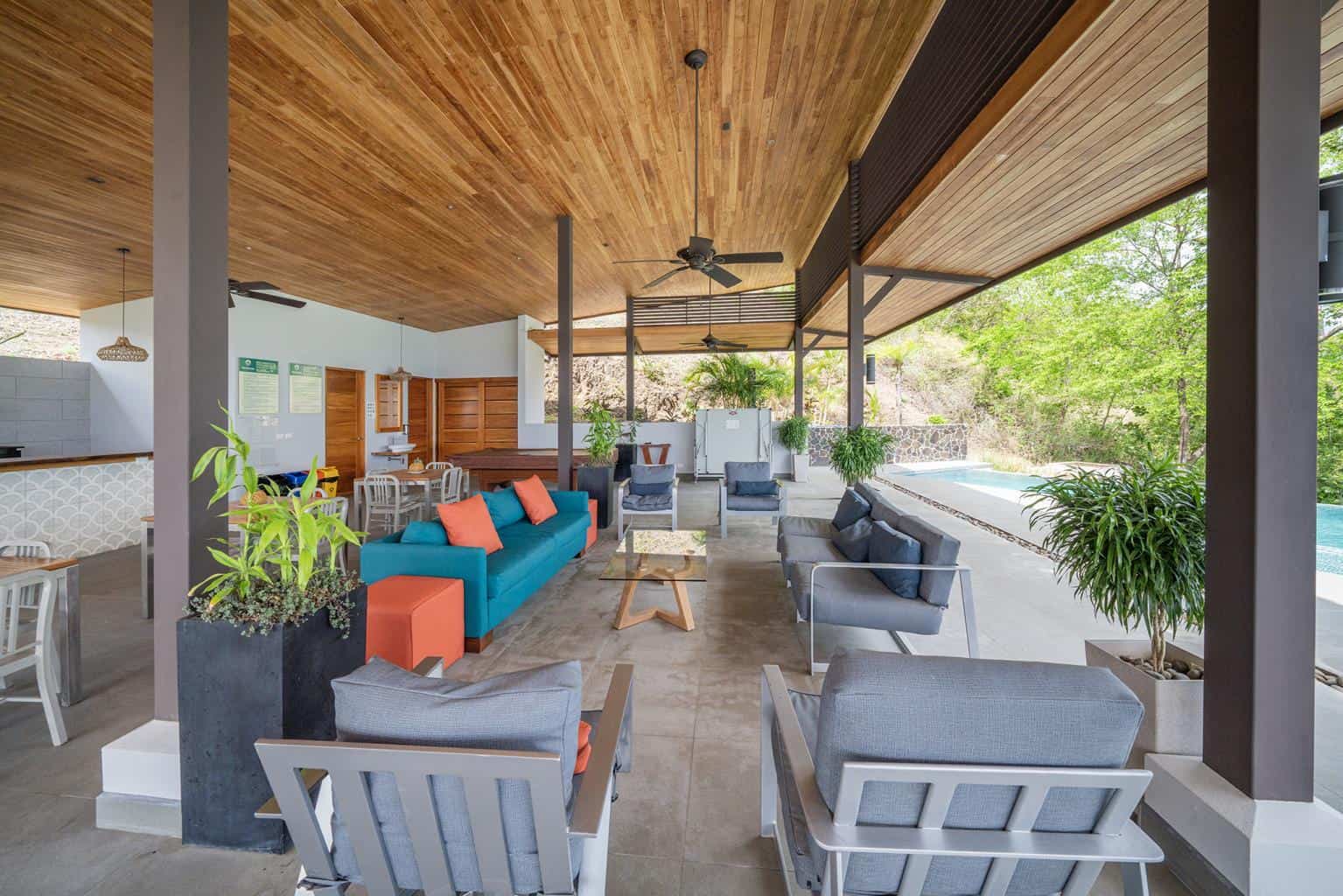 Casa Natura El Roble #50: Discover Your Private Oasis in Las Ventanas de Playa Grande!