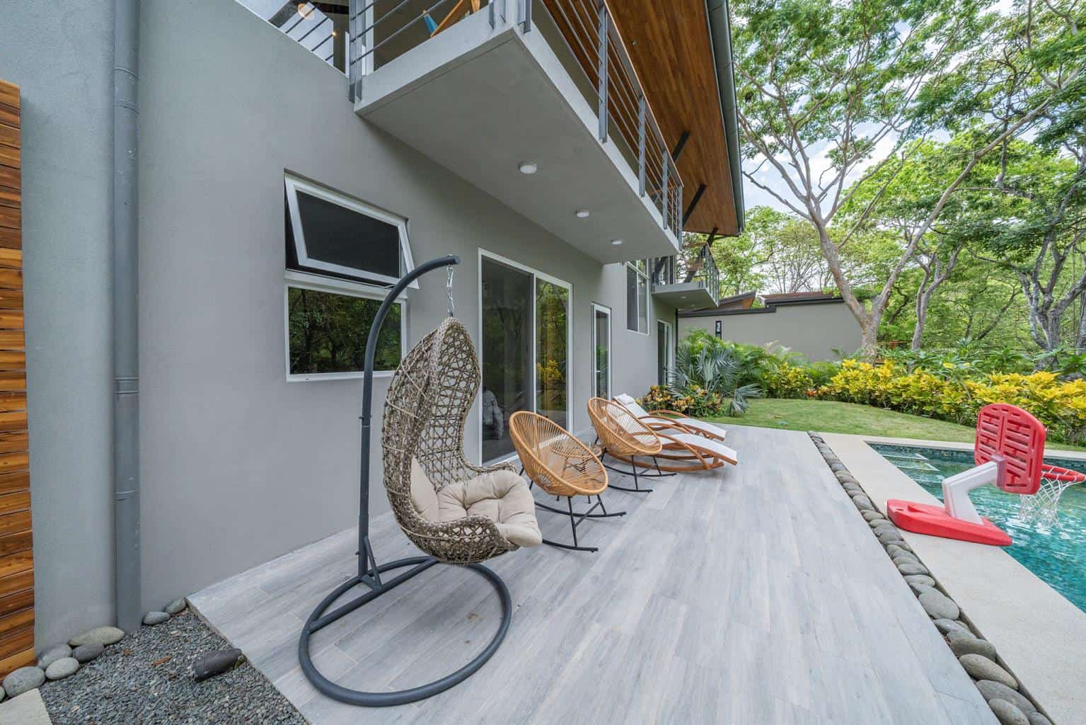 Casa Natura El Roble #50: Discover Your Private Oasis in Las Ventanas de Playa Grande!