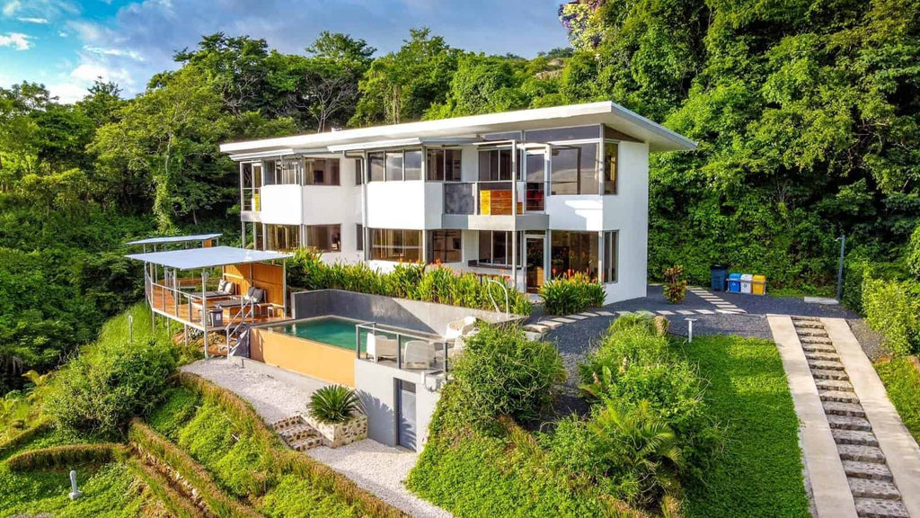 Why Costa Rica is a Hotspot for Real Estate Investment in 2025