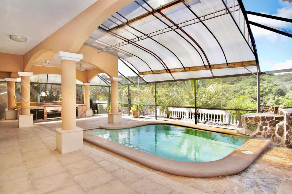 Top 5 Real Estate Properties to Invest in Playa del Coco area – May 2025