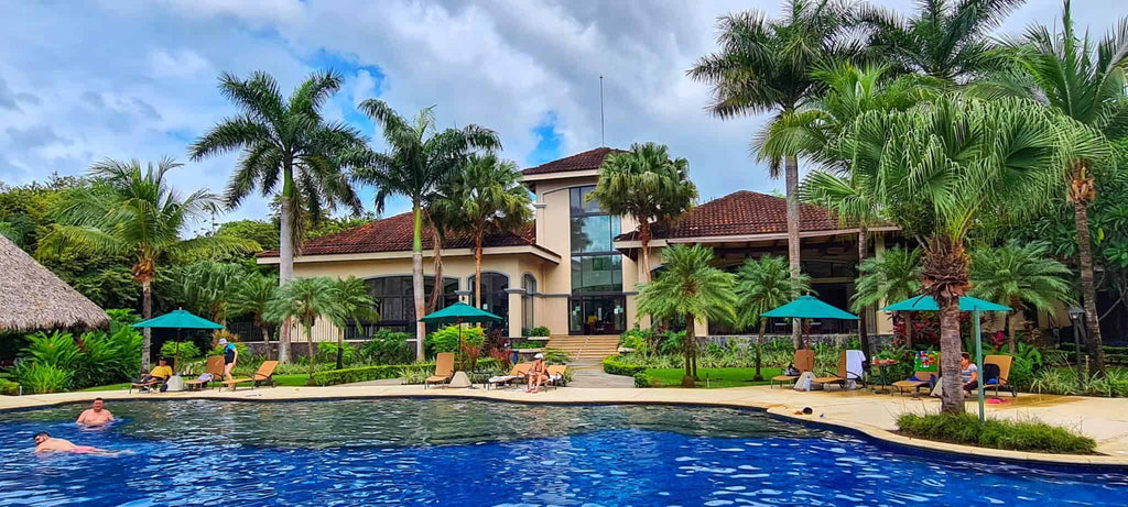 Ditching the Snow Shovels for Sunset Views: Why Playas del Coco is the Perfect Canadian Retirement Haven