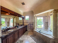Elegant Villa Tuscana | Reserva de Golf Community thumbnail