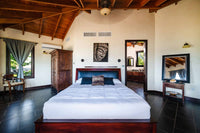 VILLA ESPERANZA BEACHFRONT thumbnail