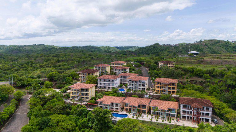 Vista Hermosa C3: Coastal and Mountain Retreat for Sale in Playas del Coco