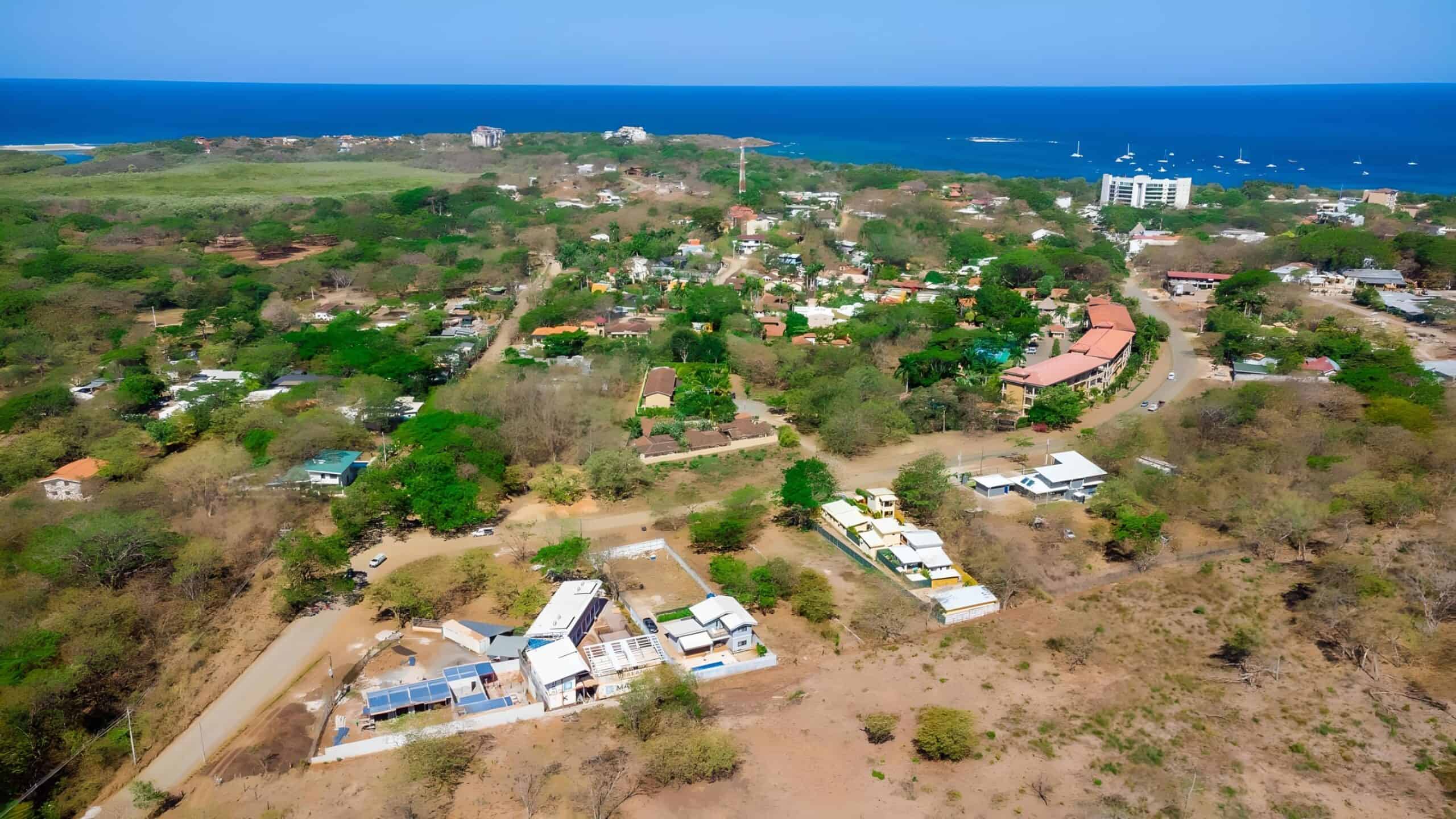566m2 Mixed-Use Lot in Tamarindo