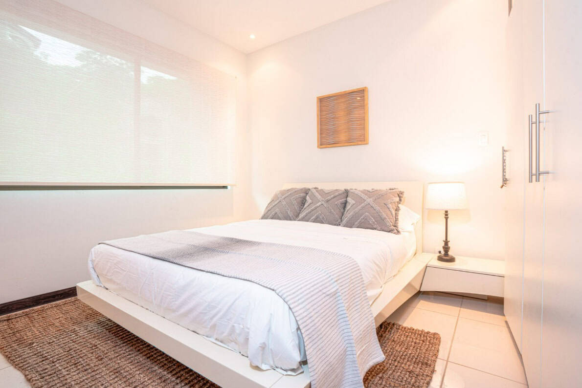 Villa Tranquila – Contemporary Condo Steps from Playa Hermosa in El Cubil