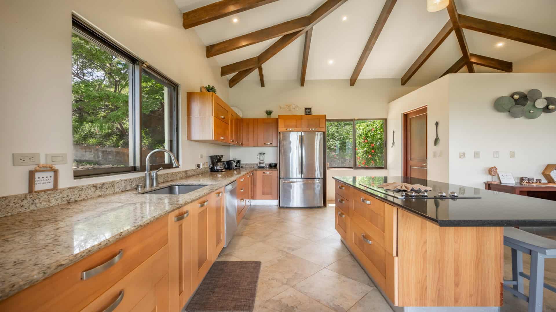 Casa de la Promesa – Elegant Home with Ocean Views in Vistas de Flamingo
