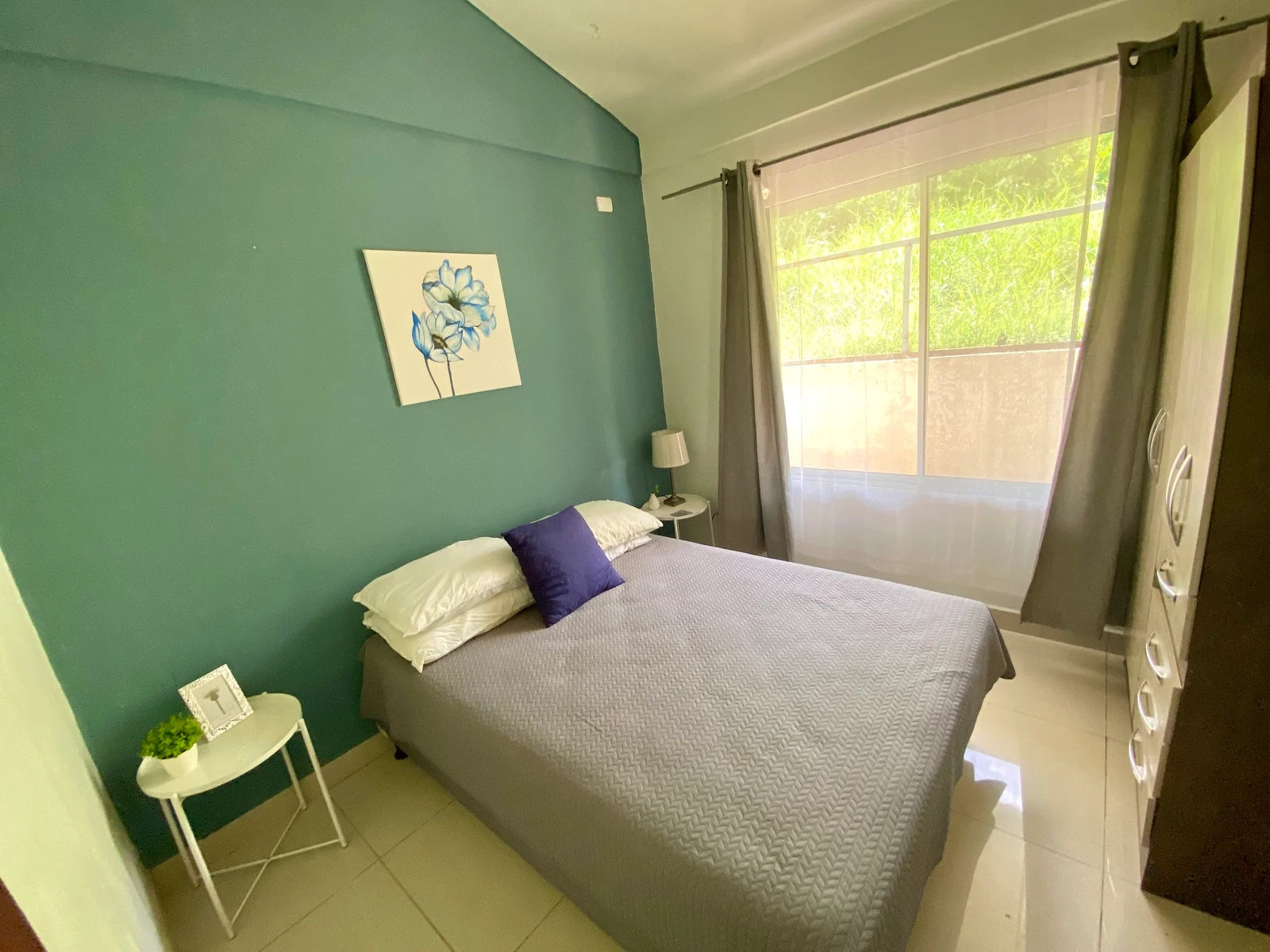 Near the Beach: Residential Community - Nacazcol Family Home