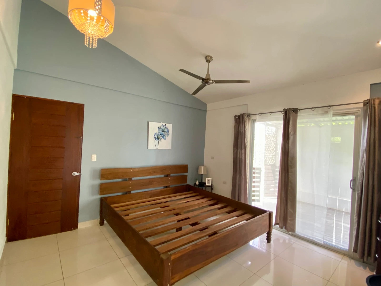 Near the Beach: Residential Community - Nacazcol Family Home