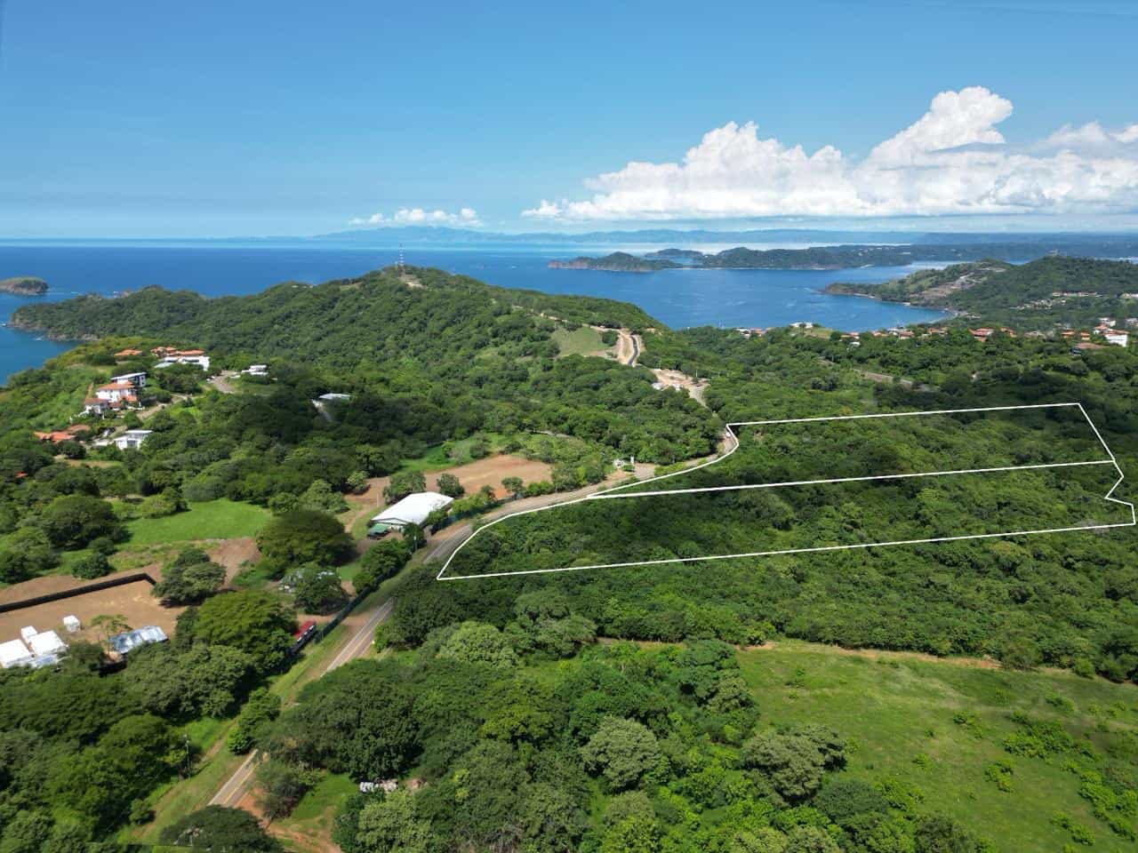Expansive Land Near Waldorf Astoria - Prime Investment Opportunity