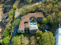 Ocean View Residence - Walking Distance to the Beach thumbnail