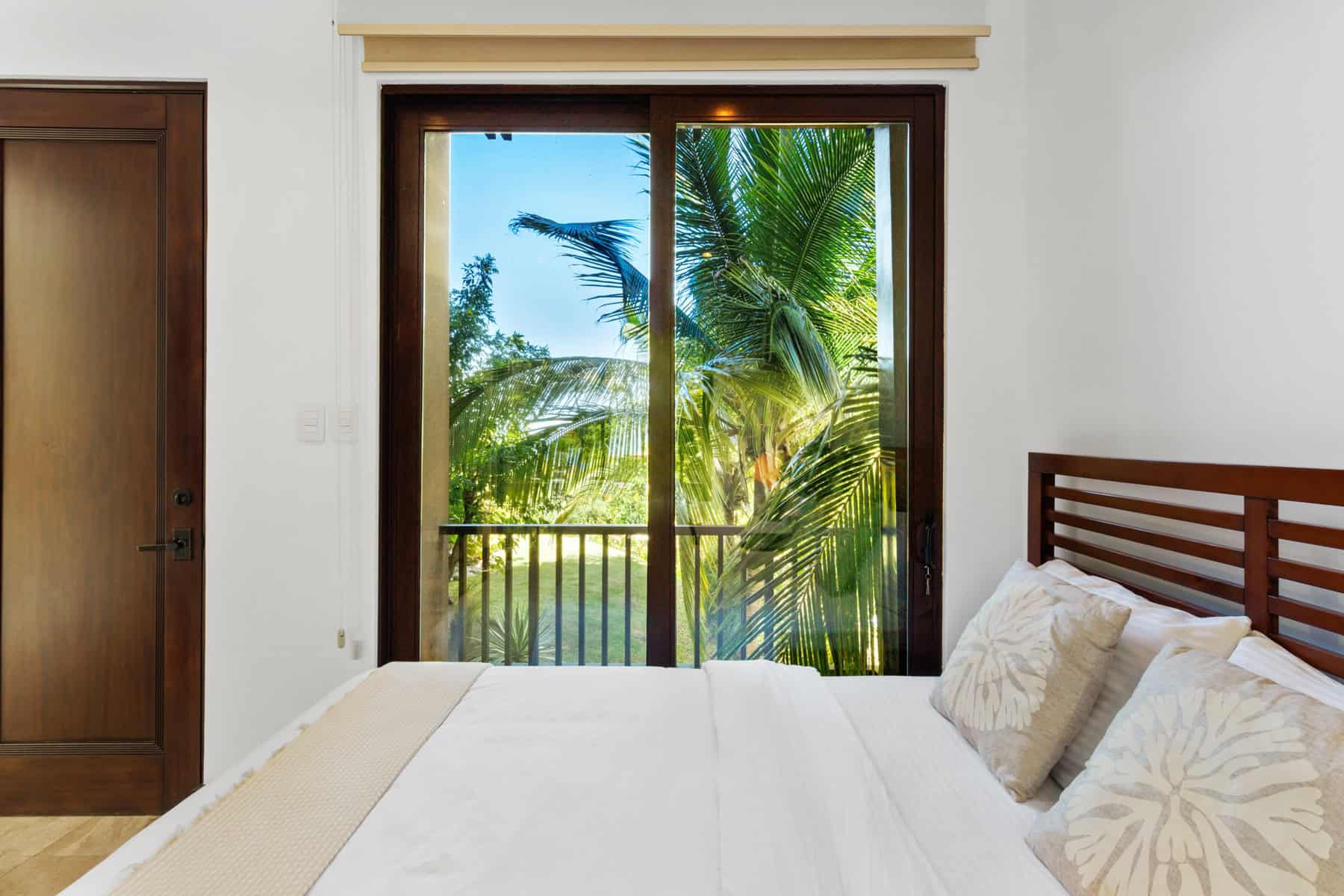 Beautifully Furnished 3-Bedroom Oceanview Condominium, Unit #8C