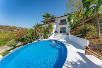 Ocean-View Retreat in Playas del Coco: La Finca Blanca thumbnail