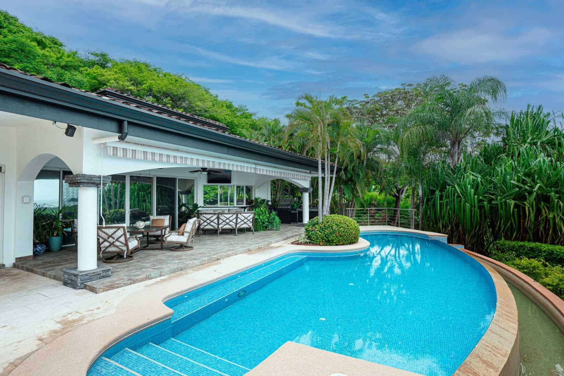 Villa Vista Luna: Ocean View Home in Alta Vista Gated Community