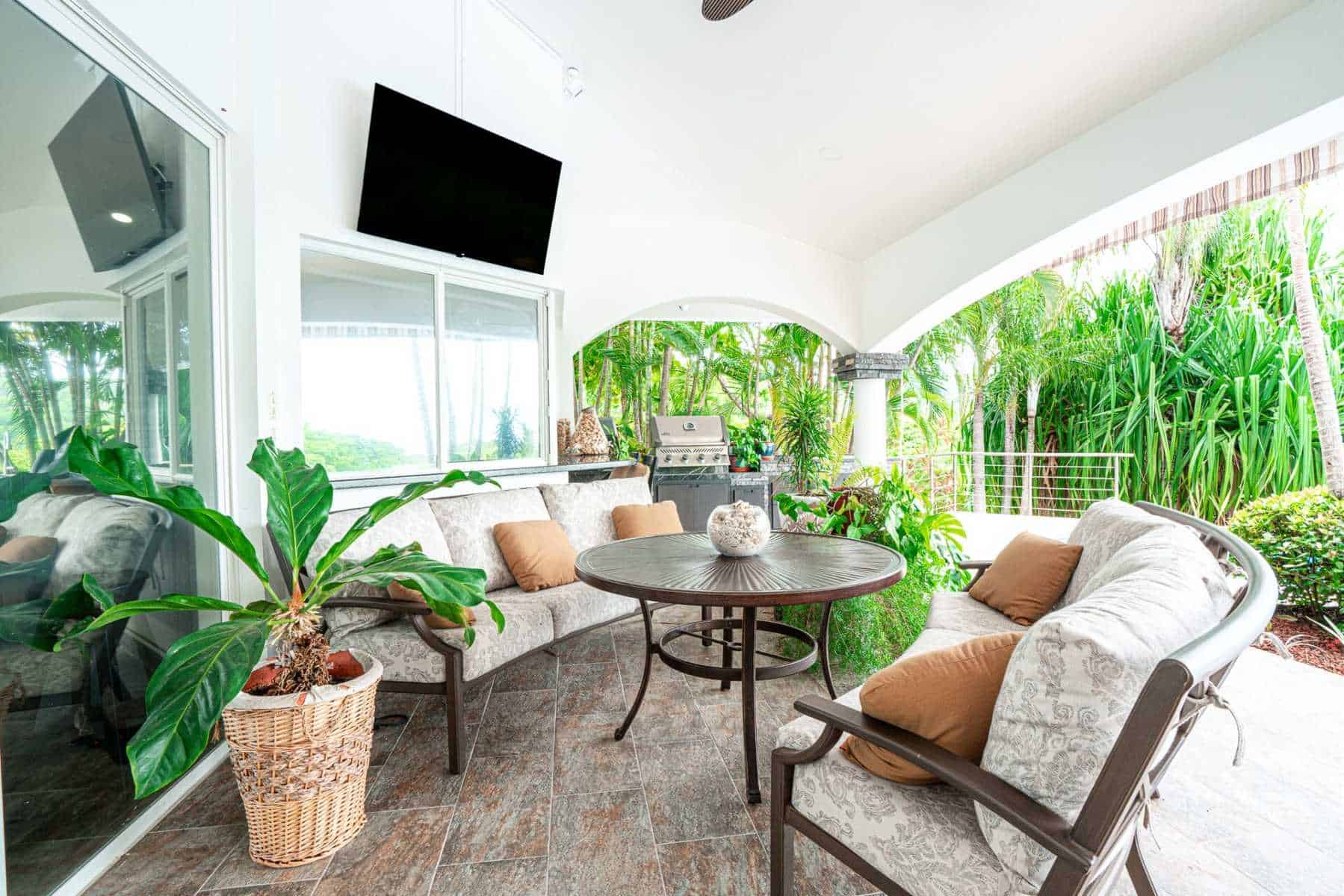 Villa Vista Luna: Ocean View Home in Alta Vista Gated Community