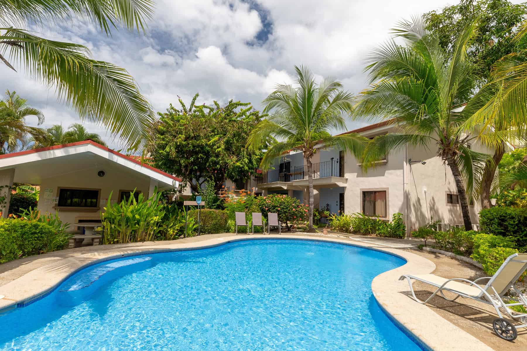 Cormoran B4: Renovated Condo Just Steps from the Ocean