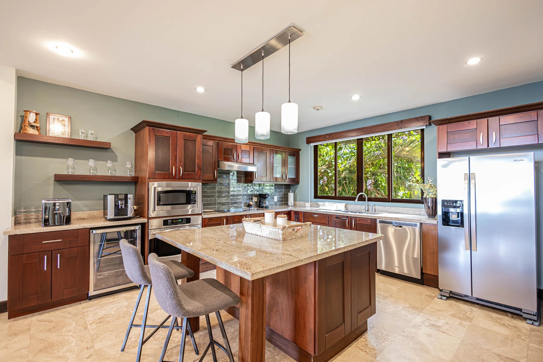 Luxury 3BR Condo | Azul Paraiso 1B