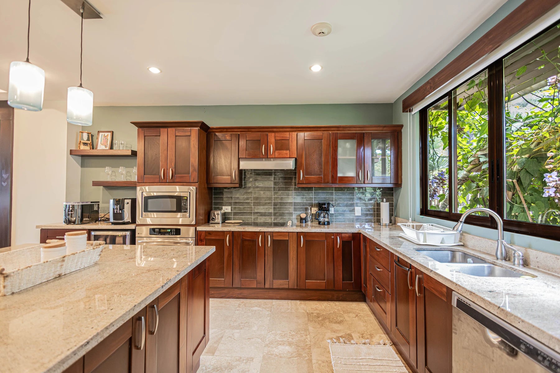 Luxury 3BR Condo | Azul Paraiso 1B