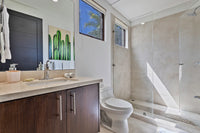 Elegant 5-Bedroom Home with Beach Club & Luxury Amenities thumbnail
