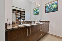 Elegant 5-Bedroom Home with Beach Club & Luxury Amenities thumbnail