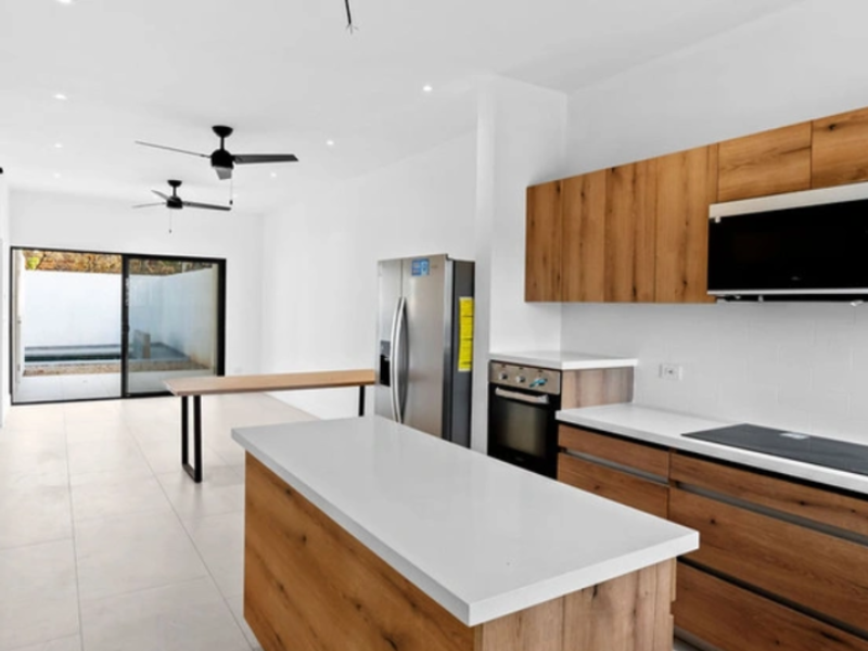 Casa Serena – Modern 3-Bedroom Pool Home in Playas del Coco