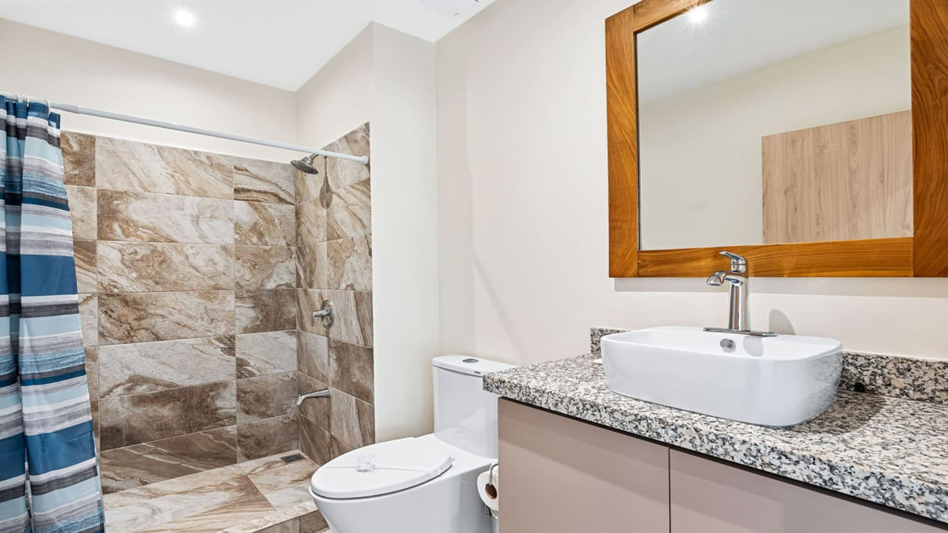 Terraced Flat 7782