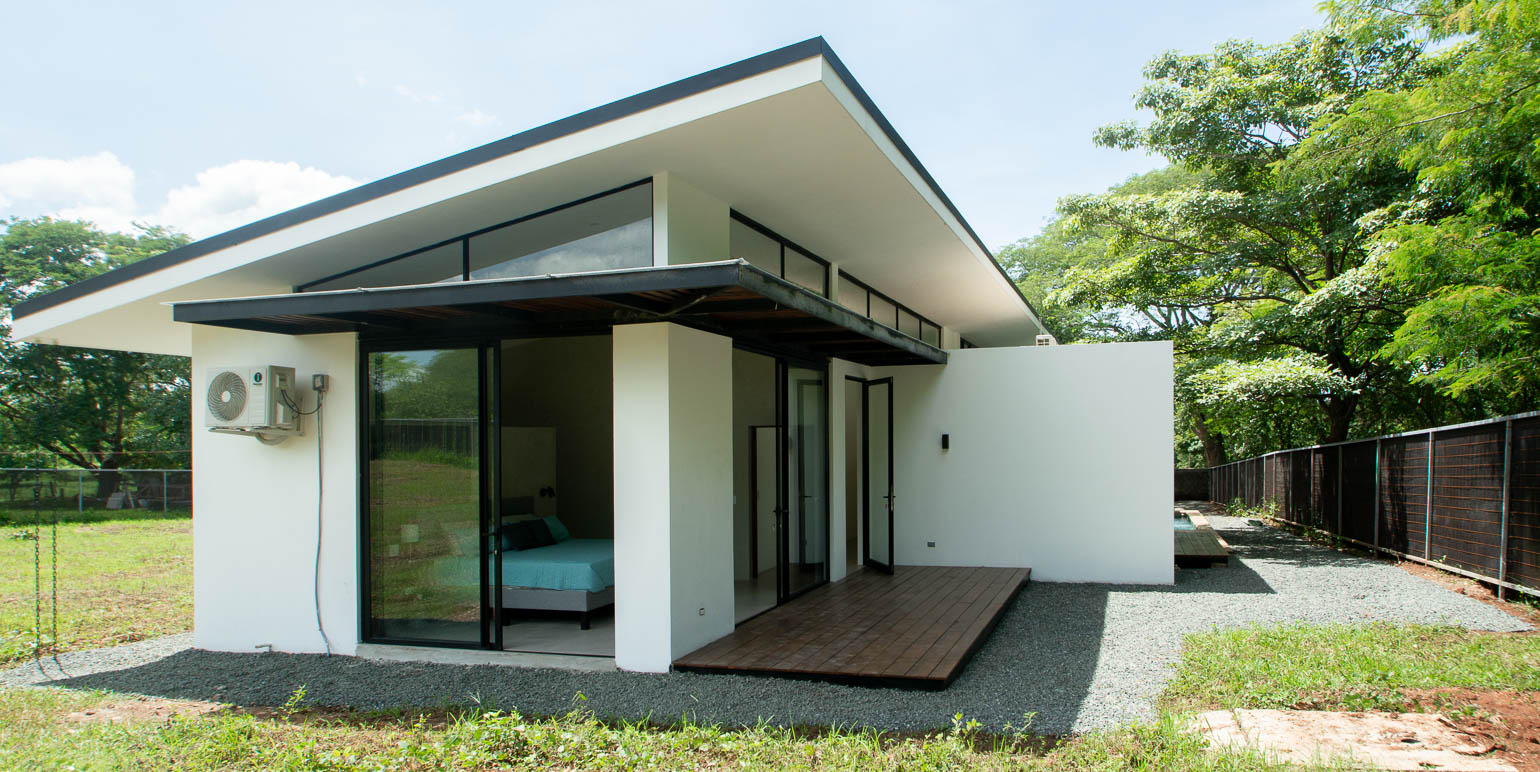 Casa Katu – Contemporary Tropical Retreat in Guanacaste