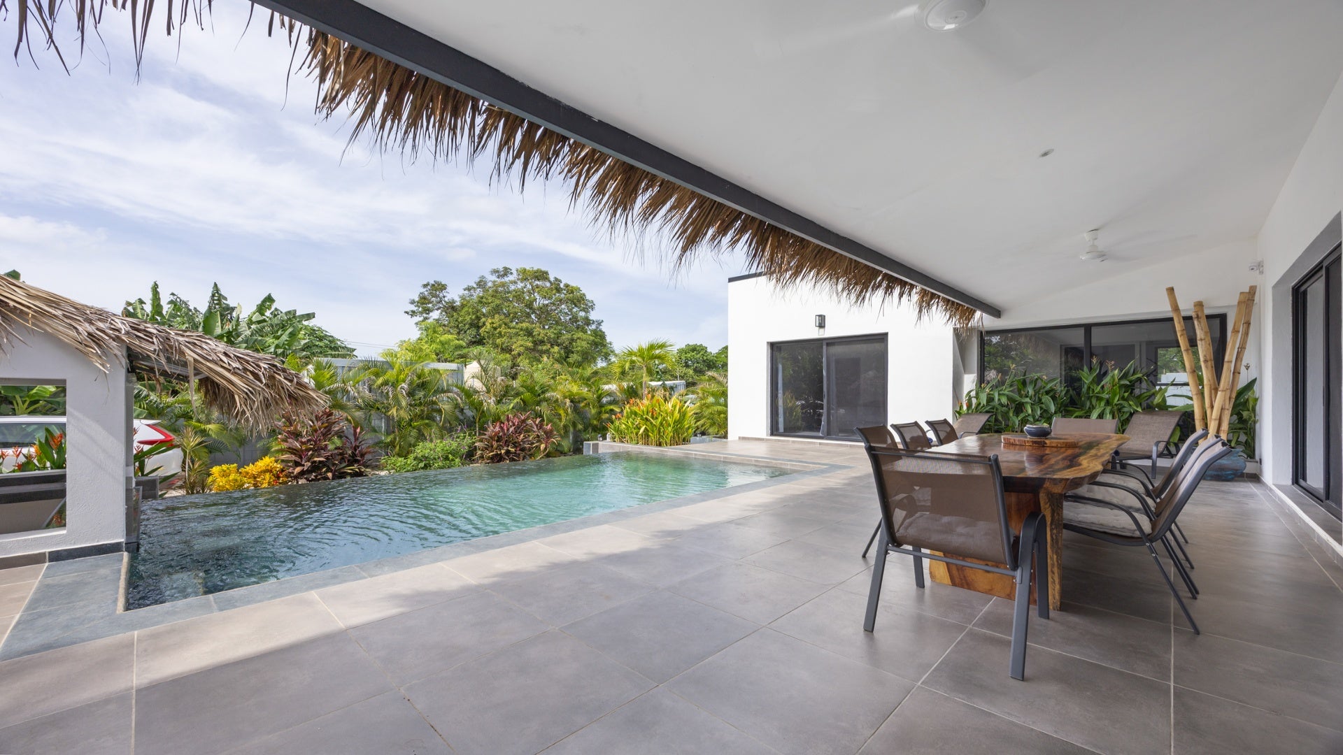 Casa Del Sol – Tropical Home with Pool in Playa Potrero