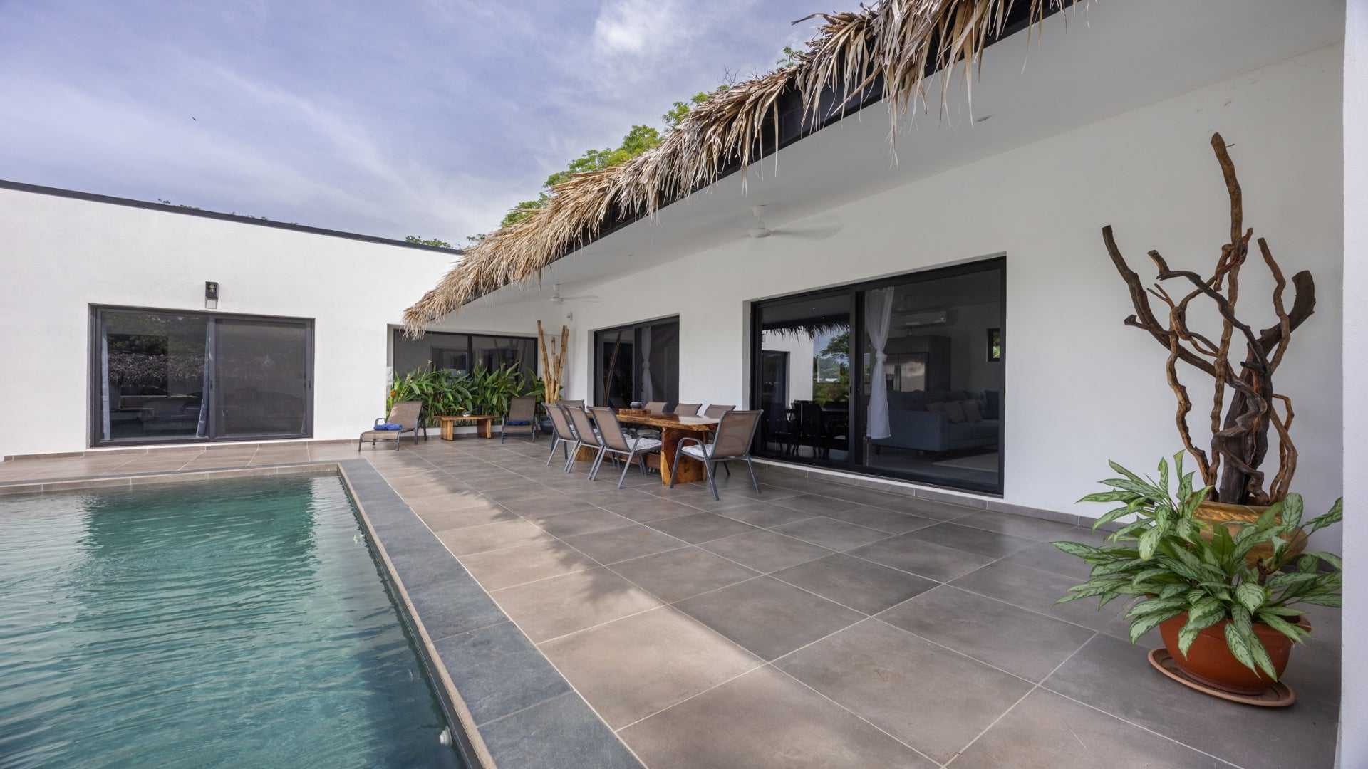 Casa Del Sol – Tropical Home with Pool in Playa Potrero