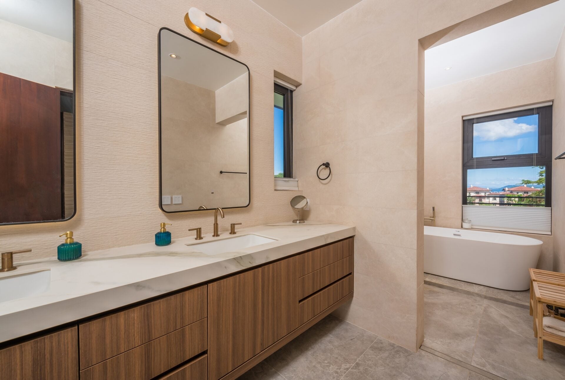 Casa Aura | Sauco 3 – Elegant Coastal Living