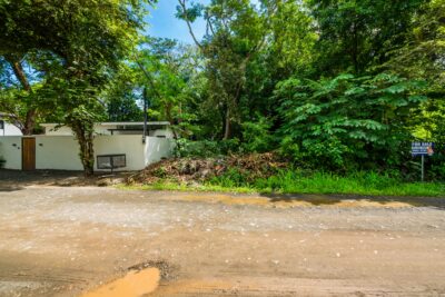 Surfside Lot L16 – Exceptional Location in Playa Potrero