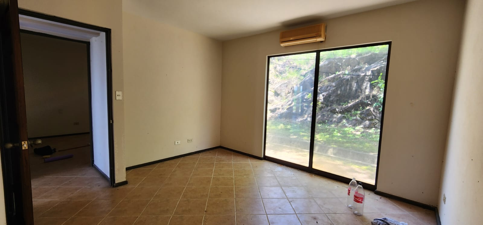 Vista Hermosa M1 - Ground-Level, Amazing Ocean View Condo