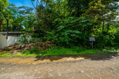 Surfside Lot L16 – Exceptional Location in Playa Potrero