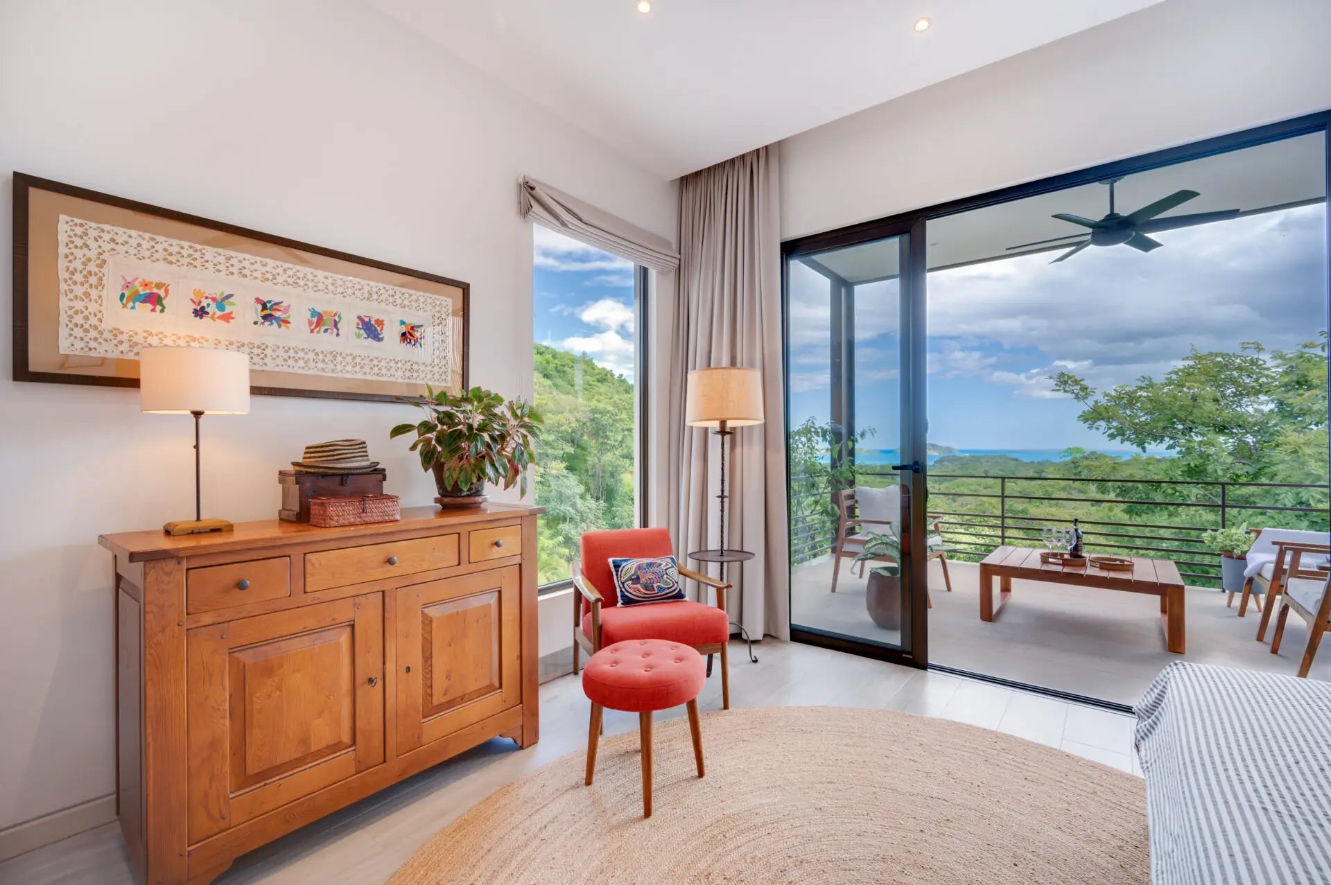 Casa Dos Lunas – Luxury Ocean View Estate