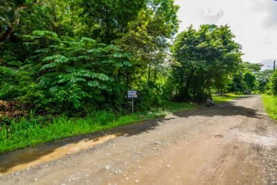 Surfside Lot L16 – Exceptional Location in Playa Potrero