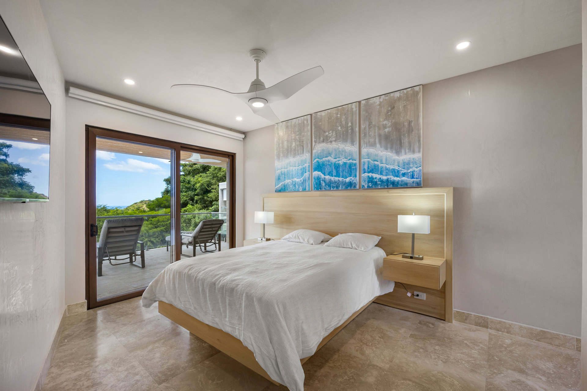 Casa Manta Ray – Your Elegant Escape in Paradise