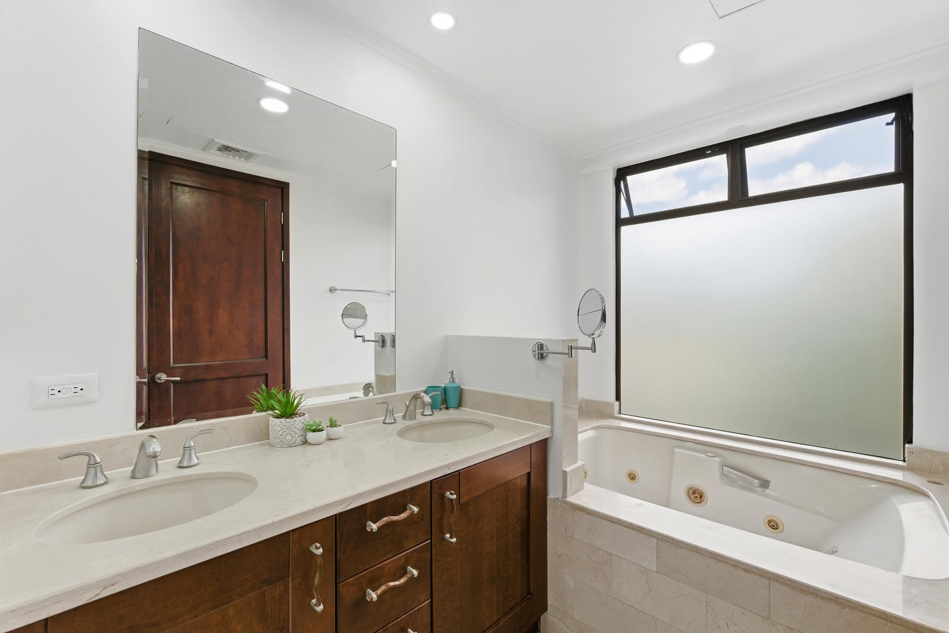 Carao T3-1 | Luxury 5-Star Resort Condo in Reserva Conchal