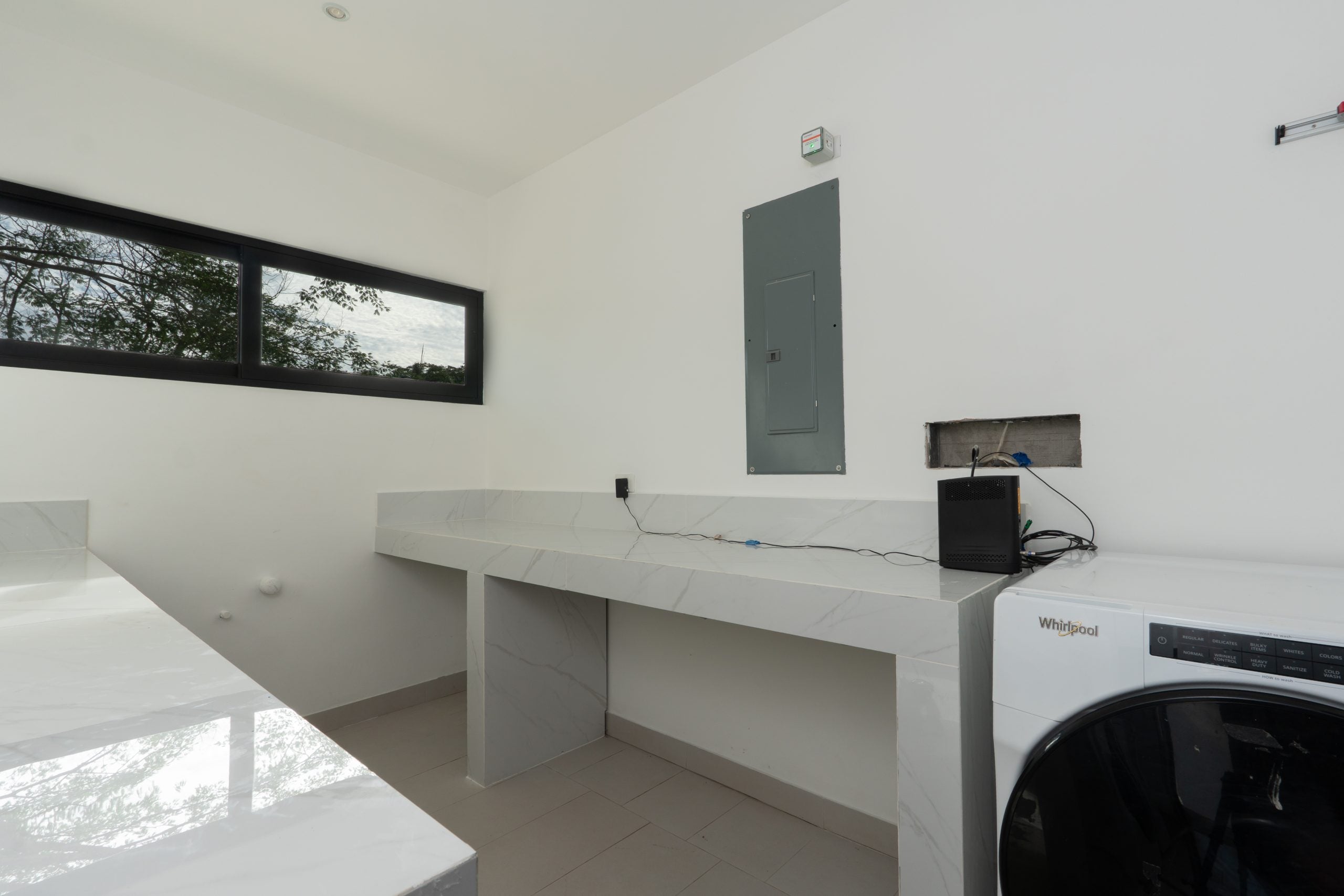 Casa Blanca – Luxury Golf Course Estate in Hacienda Pinilla
