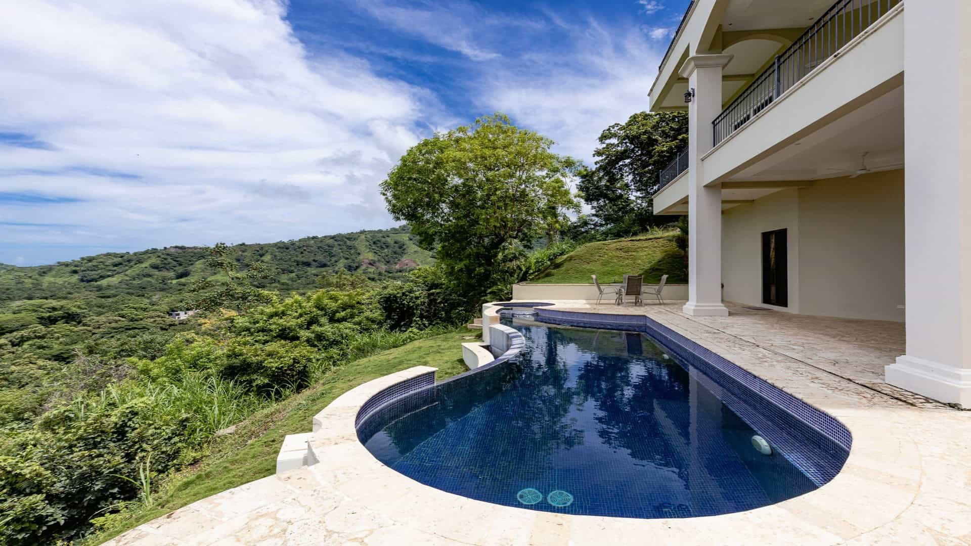 Casa de la Promesa – Elegant Home with Ocean Views in Vistas de Flamingo
