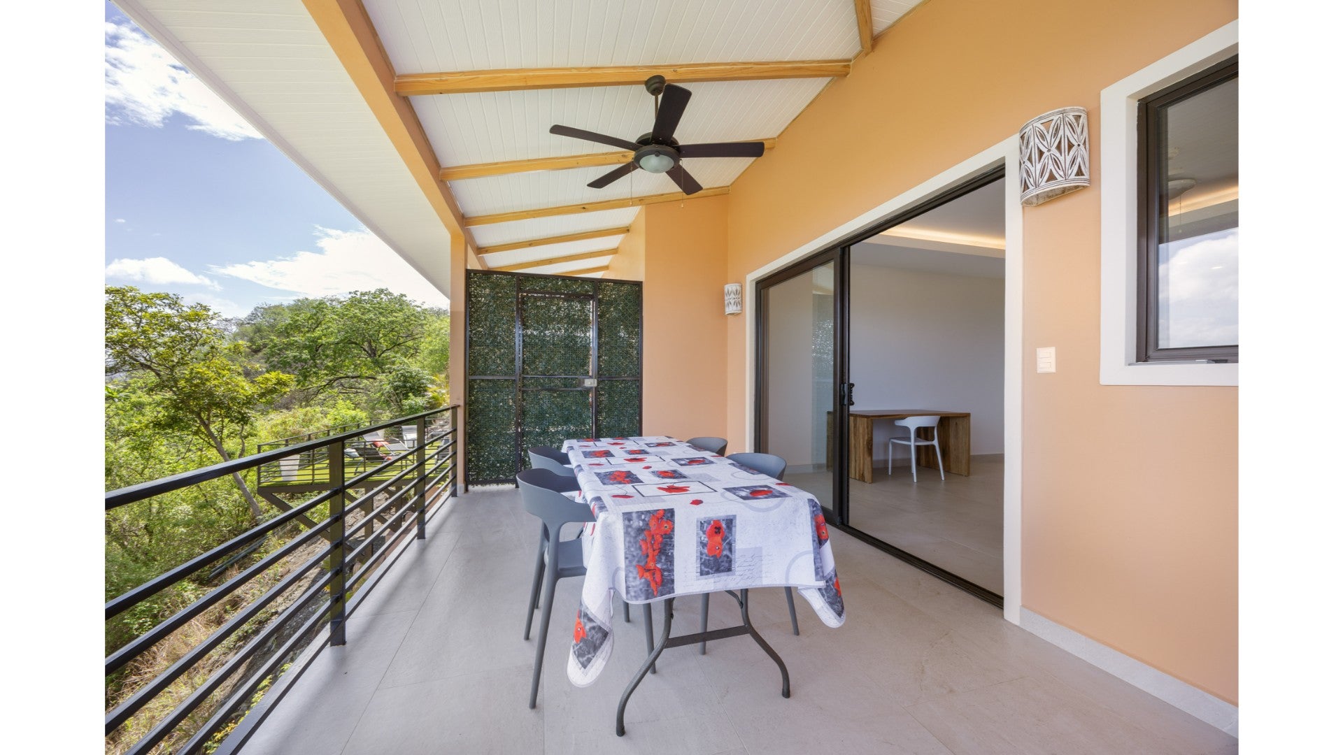 Villa Chiric – Luxury Hilltop Villa with Breathtaking Ocean Views