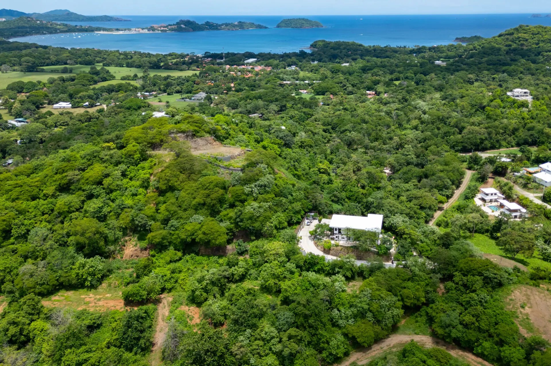 Casa Dos Lunas – Luxury Ocean View Estate