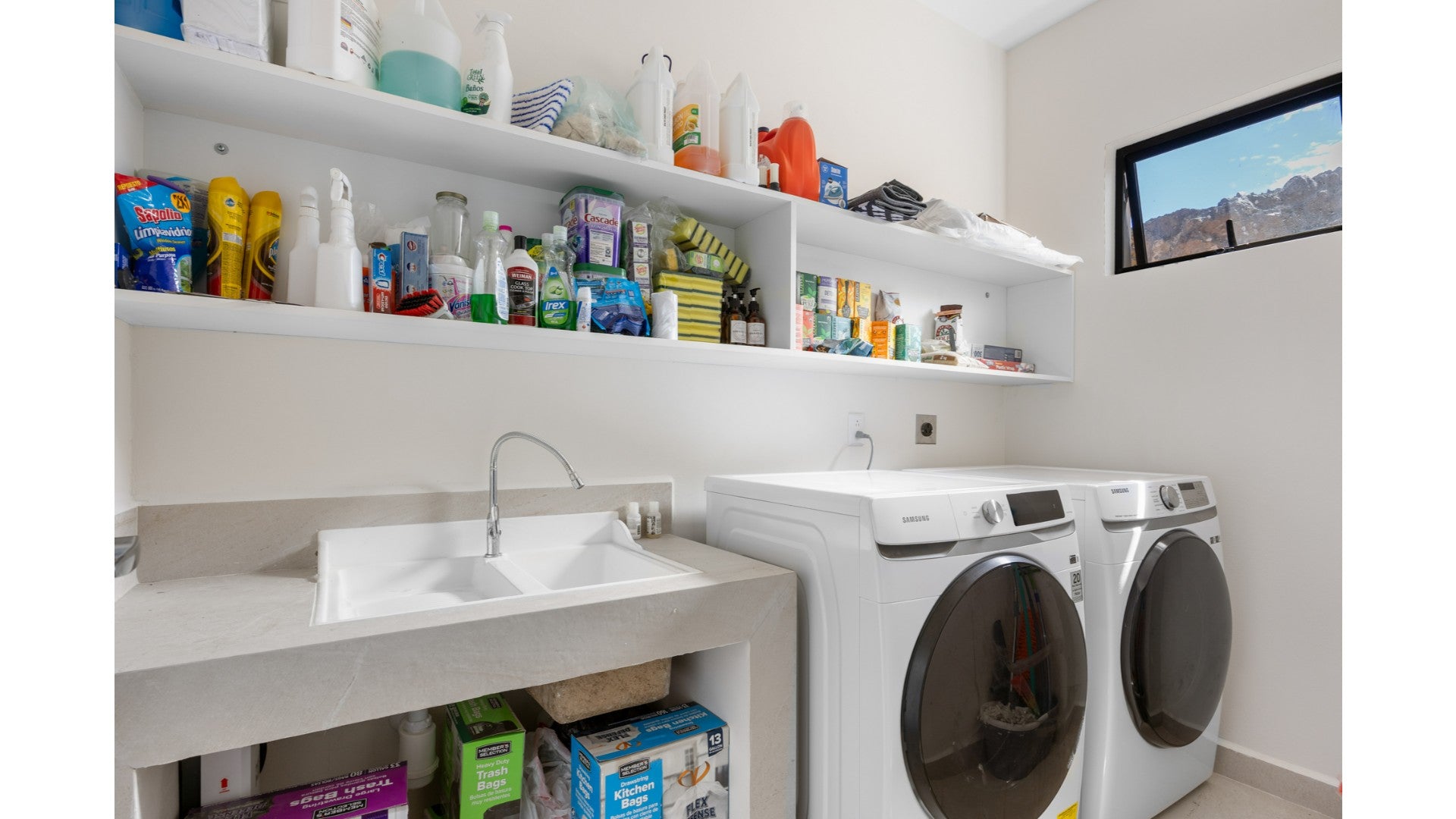 Villa Chiric – Luxury Hilltop Villa with Breathtaking Ocean Views