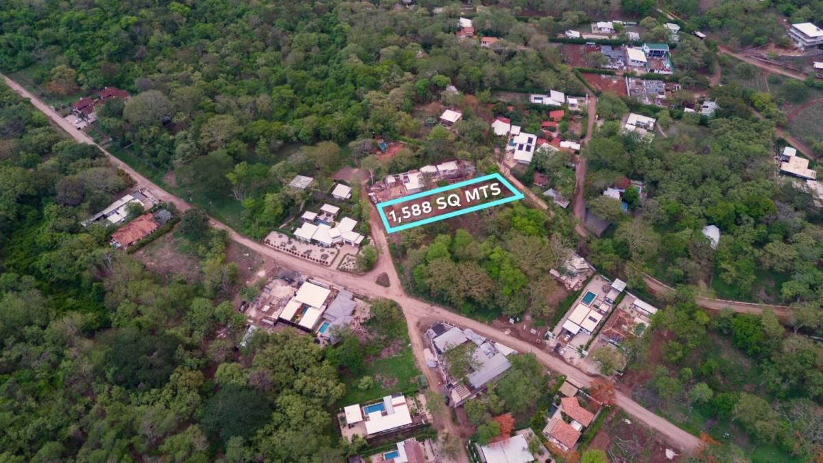 Residential Lot for Sale – Walking Distance to Playa Grande Beach