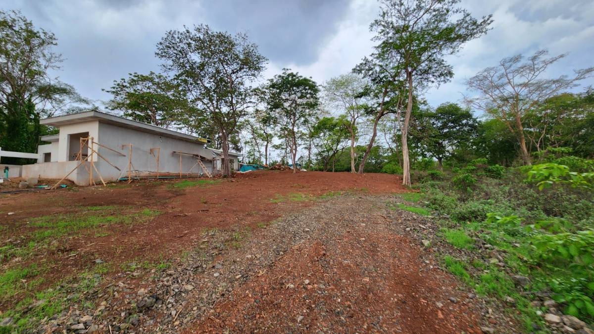 Residential Lot for Sale – Walking Distance to Playa Grande Beach