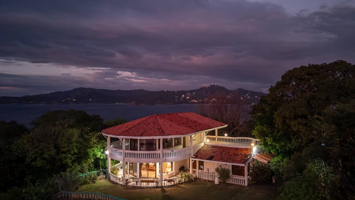 Titled Oceanfront Lot with Year-Round Sunset Views in Playa Flamingo