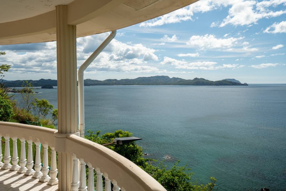 Titled Oceanfront Lot with Year-Round Sunset Views in Playa Flamingo