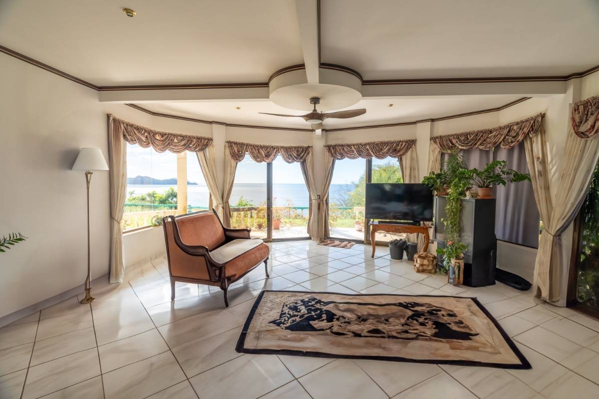 Titled Oceanfront Lot with Year-Round Sunset Views in Playa Flamingo