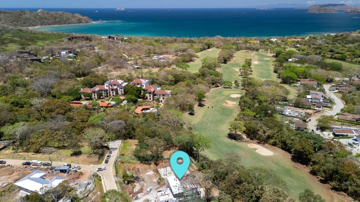 Sauco 9 – Contemporary 4BR Villa + Studio with Private Elevator