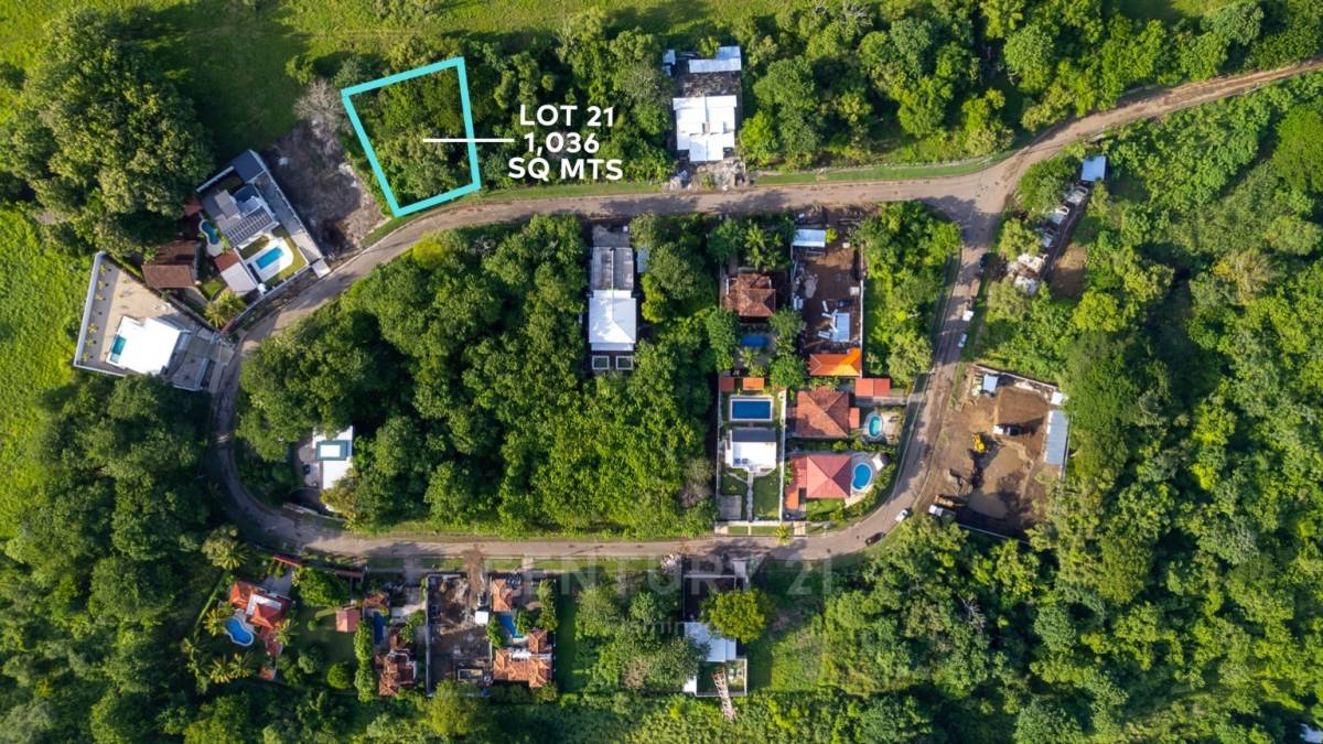 Beautiful 1,036 m² Lot for Sale Near Marina Flamingo, Costa Rica