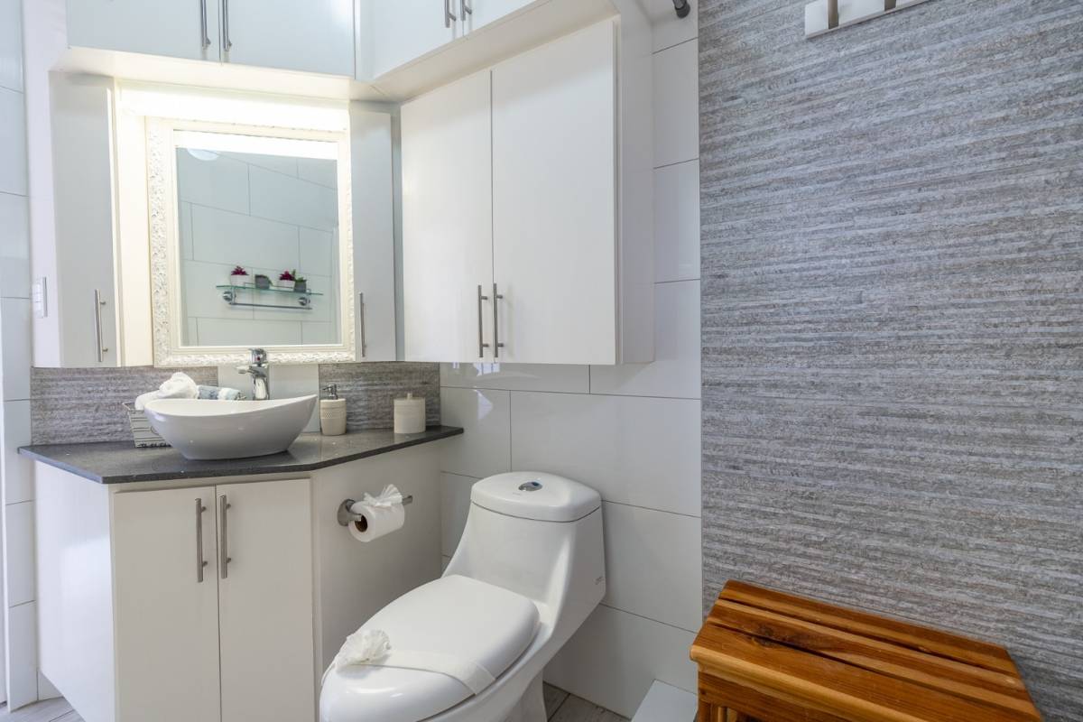 Big Daddy #10 | Walk-to-Beach Condo with Rooftop Terrace